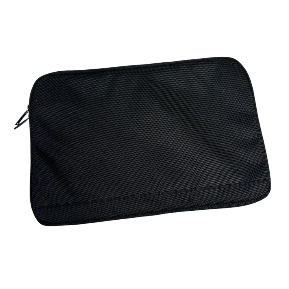 Swiss+Gear Wenger Beta 14 inch Slimline Laptop or tablet Sleeve Black !!